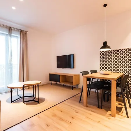 Apartment Port Plaza