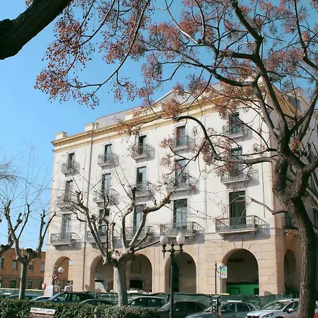 Apartment Port Plaza